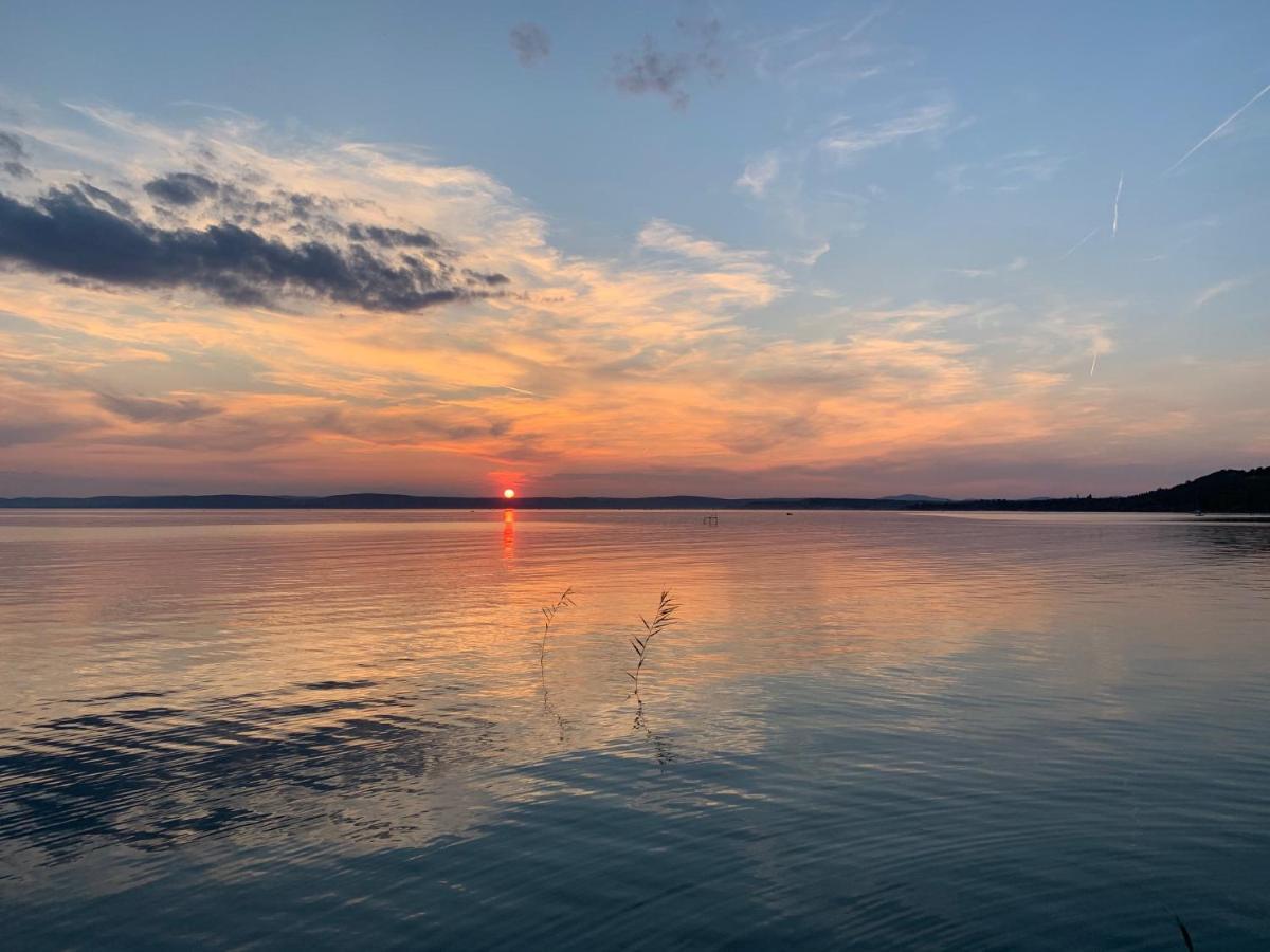 Green Lake House - Private Beach At Balaton Balatonakarattya Εξωτερικό φωτογραφία