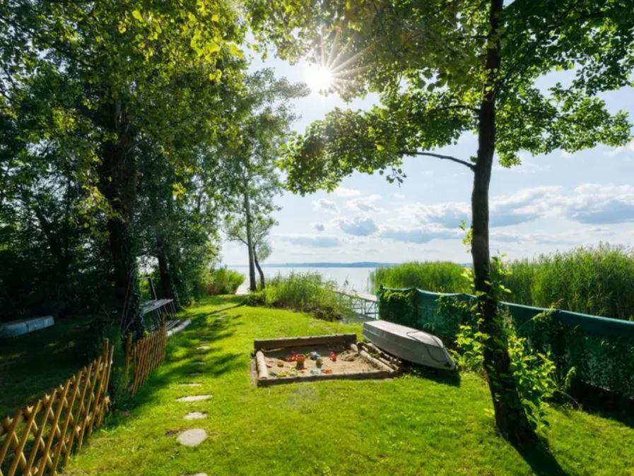 Green Lake House - Private Beach At Balaton Balatonakarattya Εξωτερικό φωτογραφία